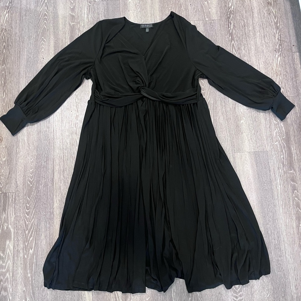 ELOQUII Women's Plus Size Knot Front Pleated Skirt Dress sz 22